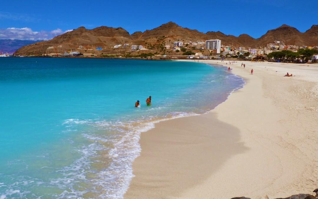 Residencial Laginha (Adults Only) Bed and Breakfast Mindelo Exteriör bild