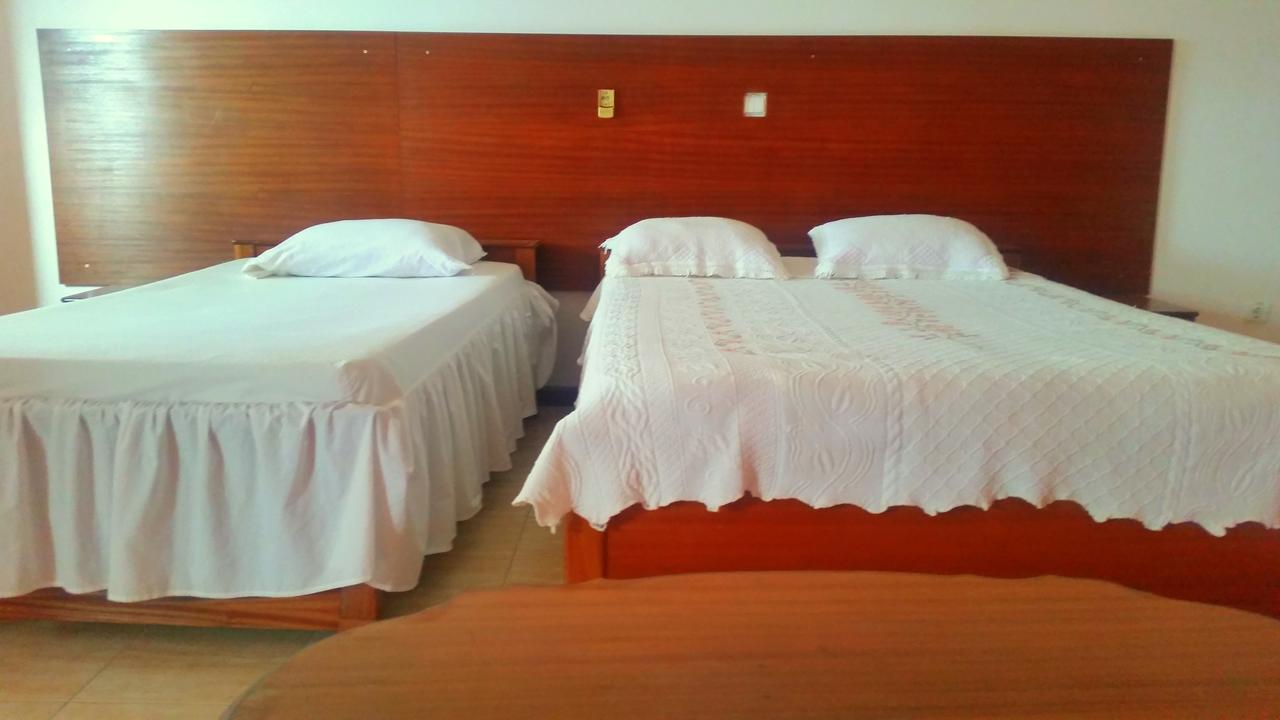 Residencial Laginha (Adults Only) Bed and Breakfast Mindelo Exteriör bild