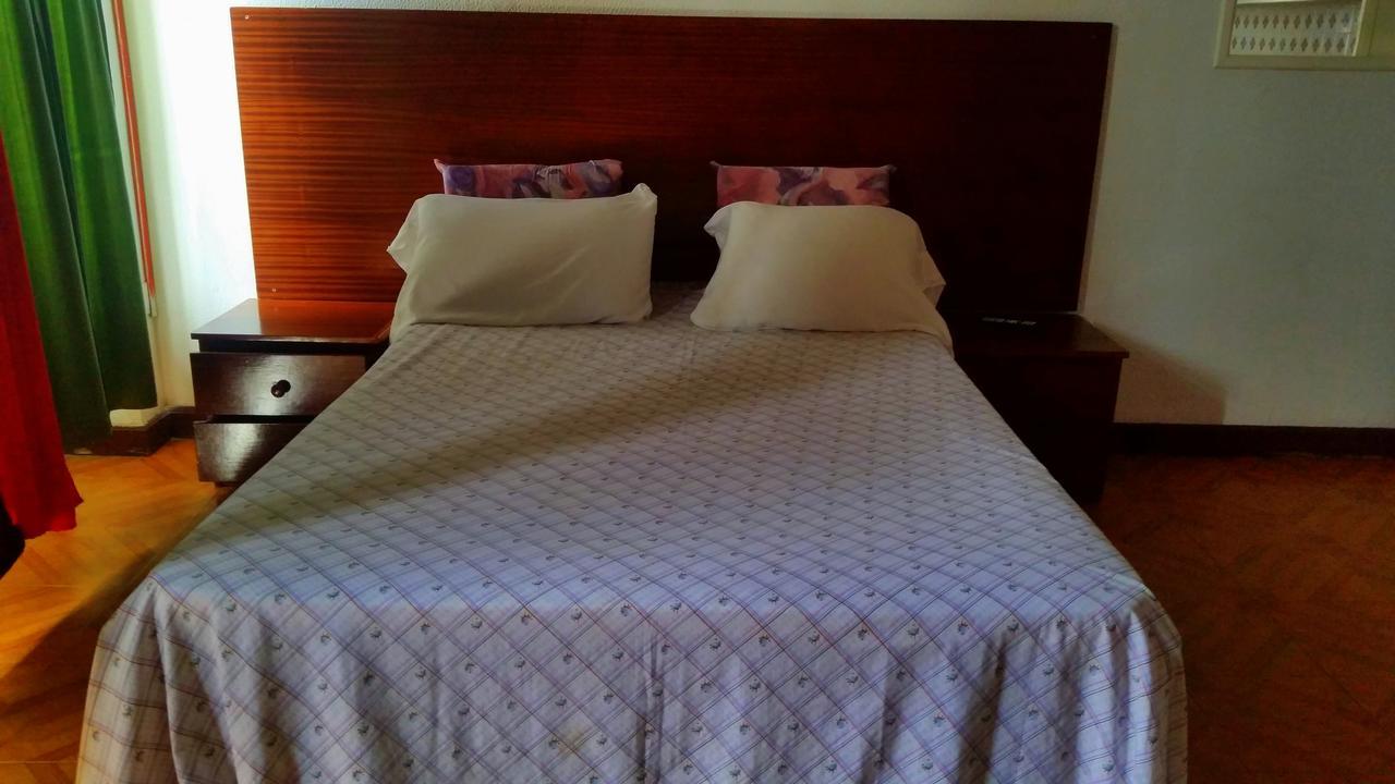 Residencial Laginha (Adults Only) Bed and Breakfast Mindelo Exteriör bild