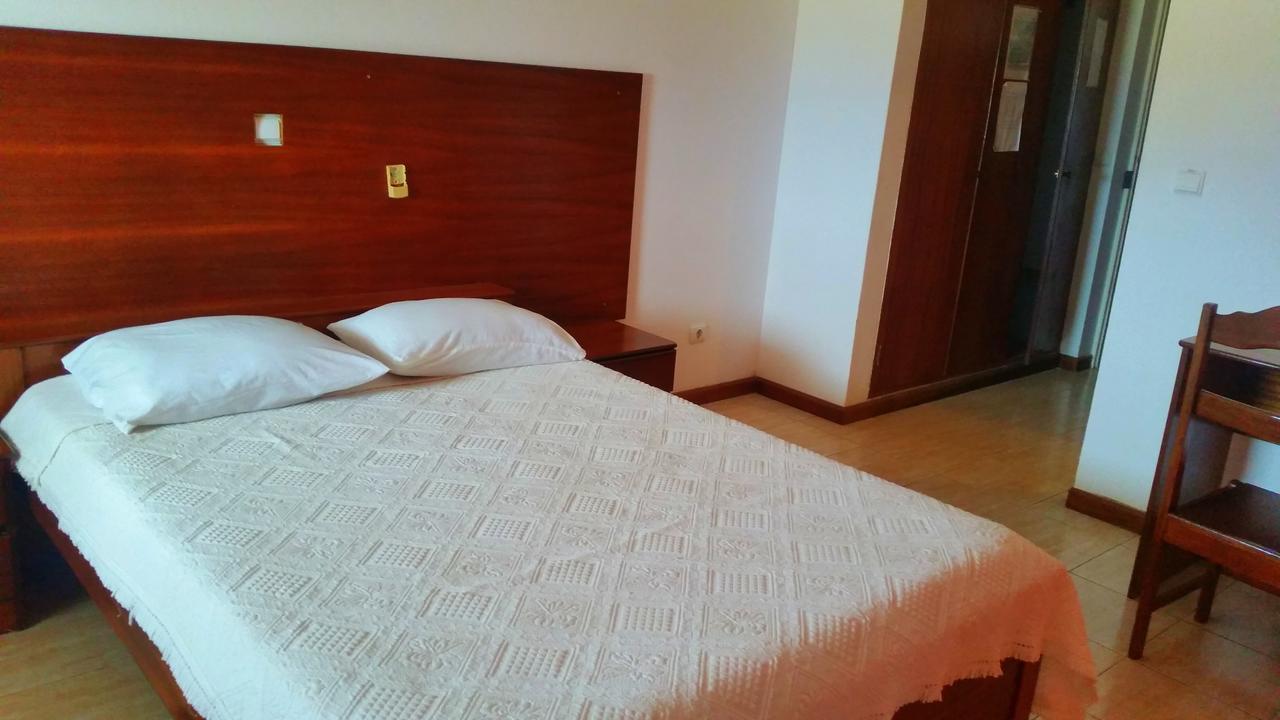 Residencial Laginha (Adults Only) Bed and Breakfast Mindelo Exteriör bild