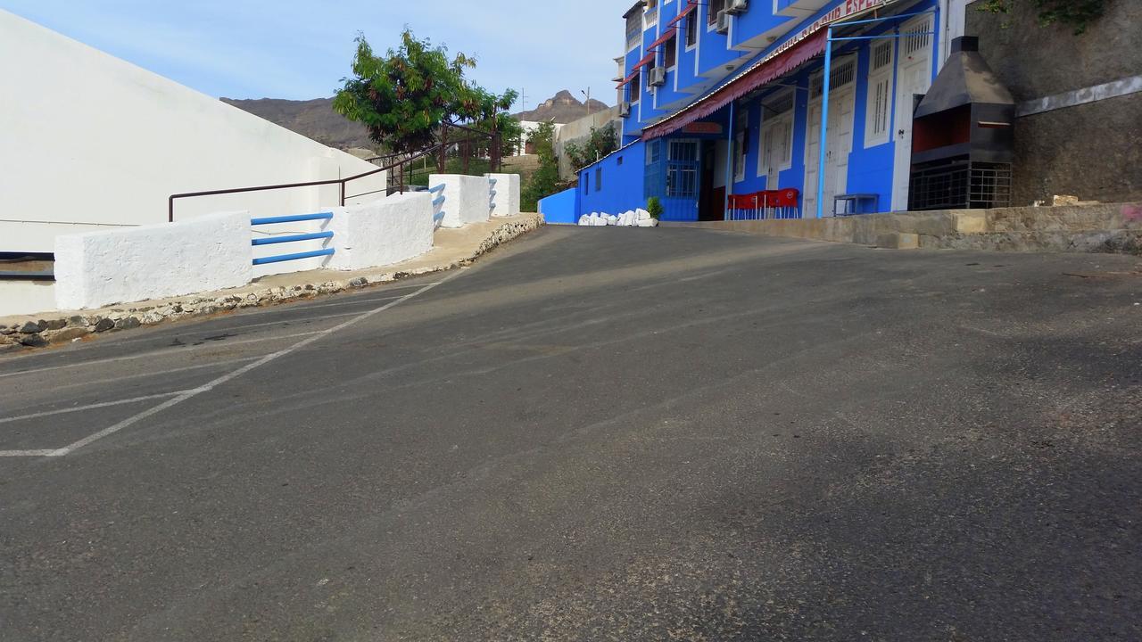 Residencial Laginha (Adults Only) Bed and Breakfast Mindelo Exteriör bild