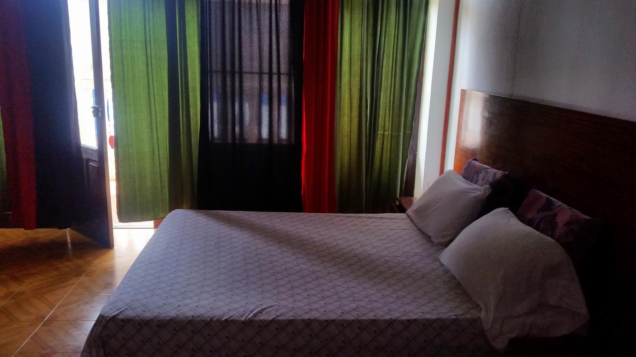 Residencial Laginha (Adults Only) Bed and Breakfast Mindelo Exteriör bild