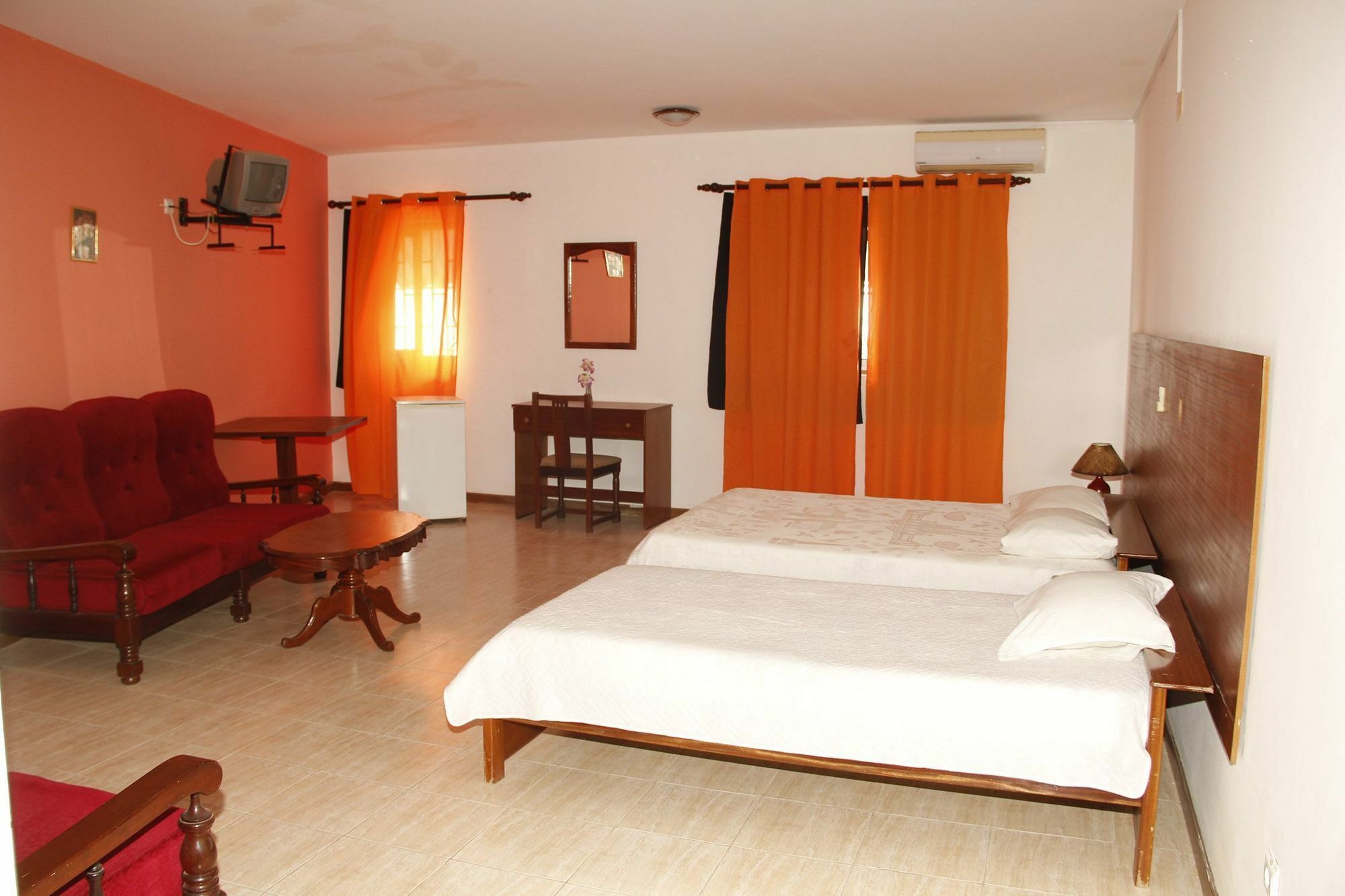 Residencial Laginha (Adults Only) Bed and Breakfast Mindelo Exteriör bild